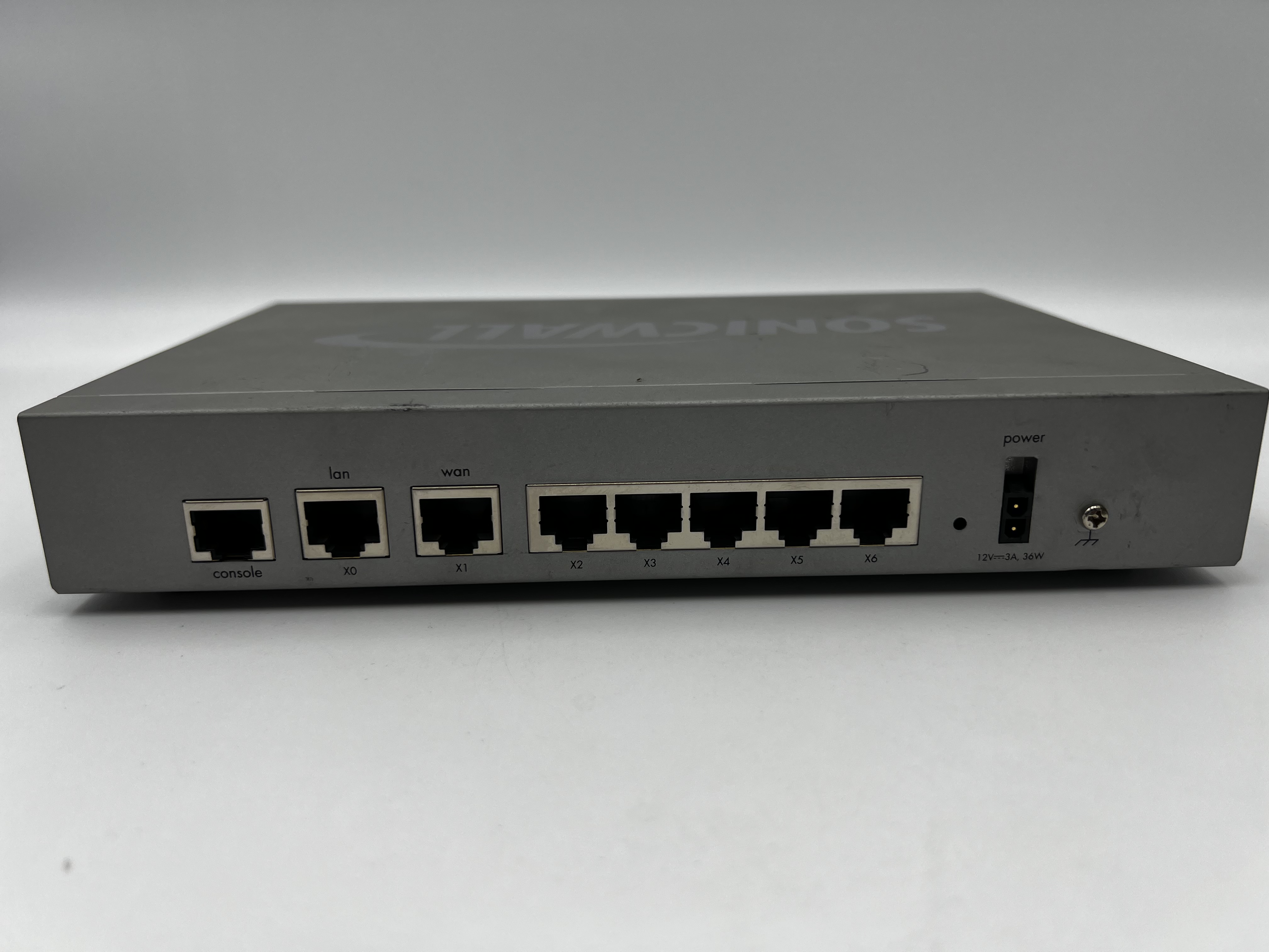 Dell Sonicwall TZ 215 7-port Network Security Appliance - Photo 2