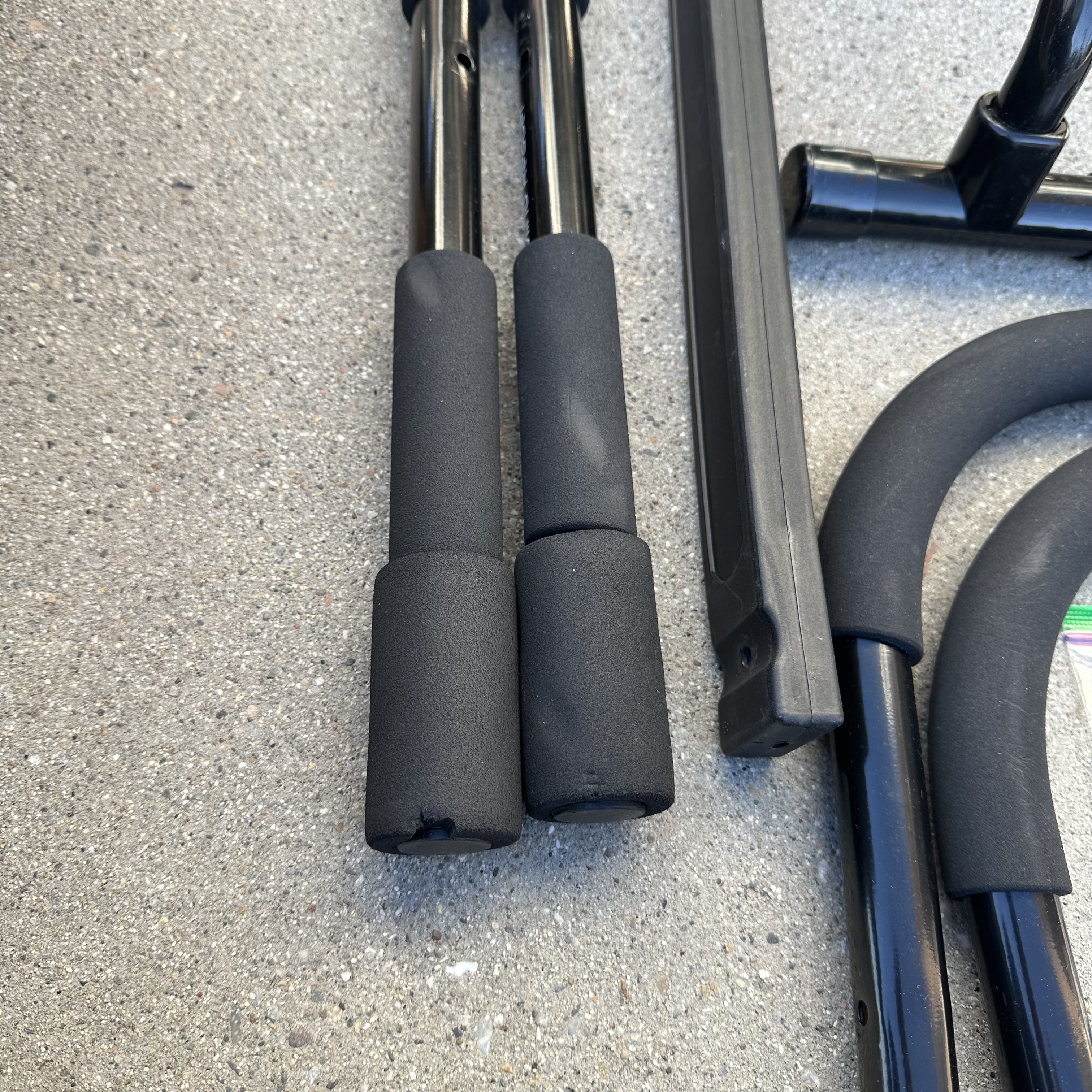 Doorway Chin-Up Pull-Up Bar Multi-Function Home Gym Workout Equipment - Photo 2