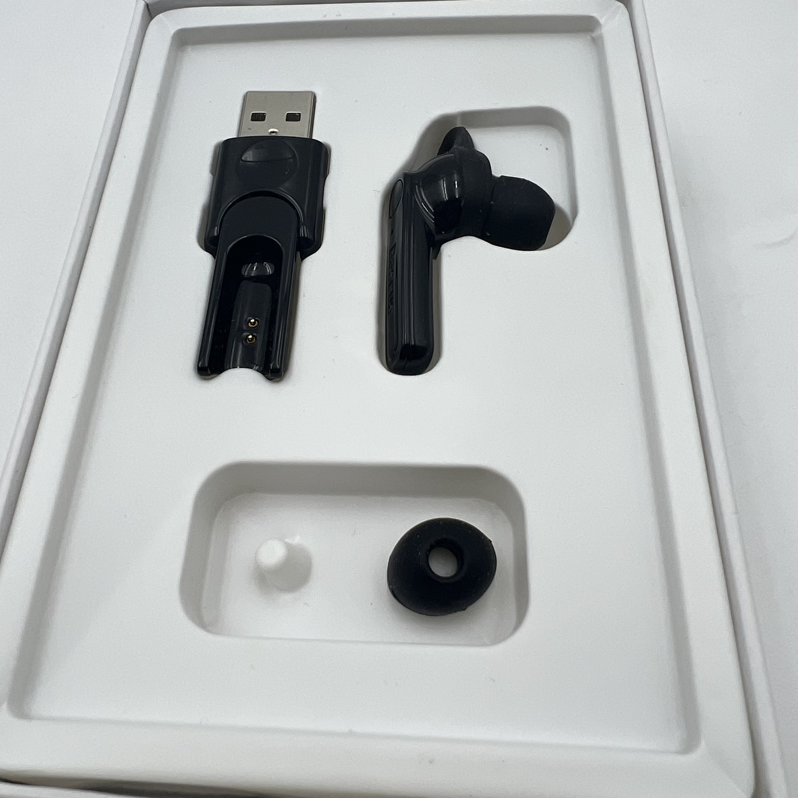 Baseus Magnetic Wireless Earphone - Photo 6