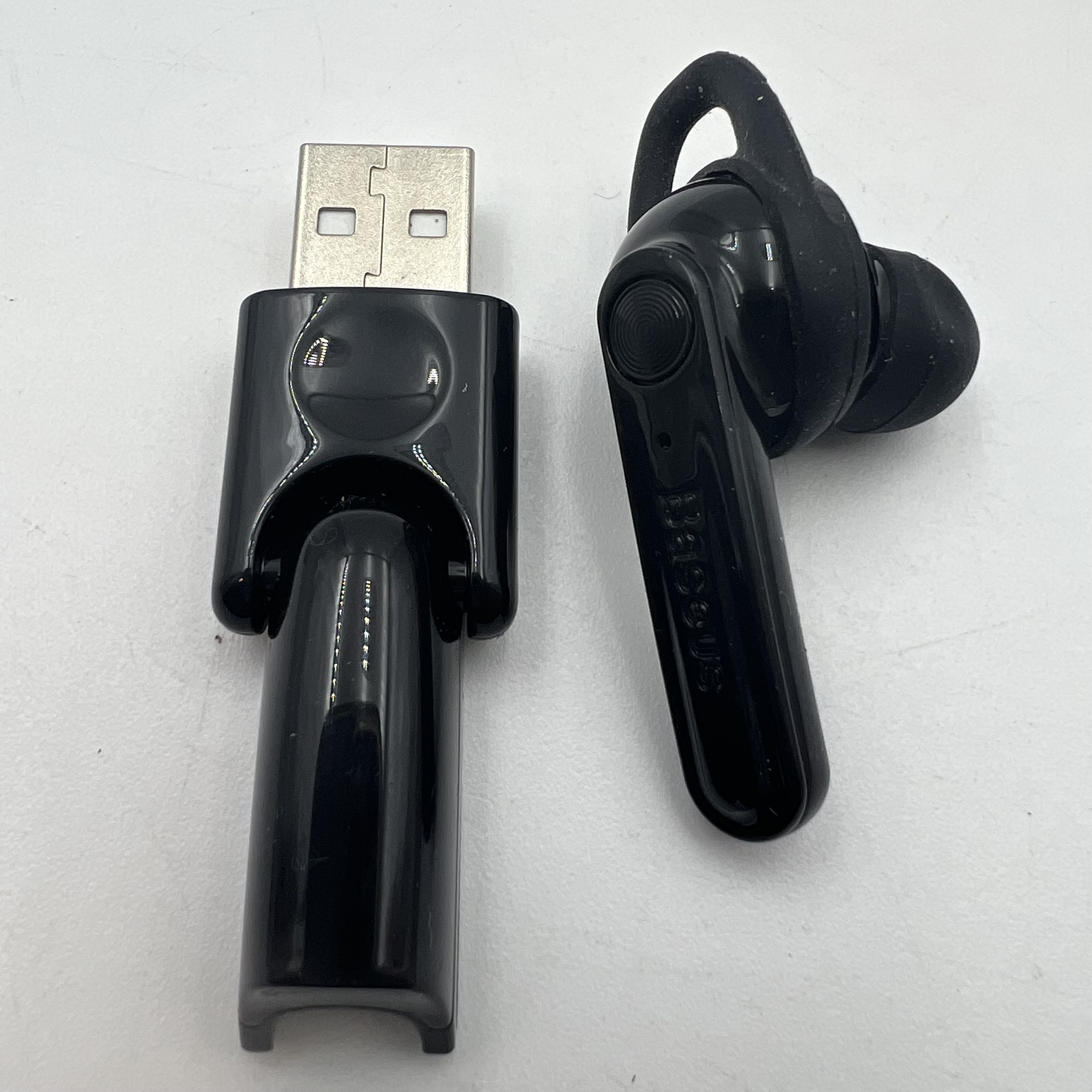 Baseus Magnetic Wireless Earphone - Photo 5