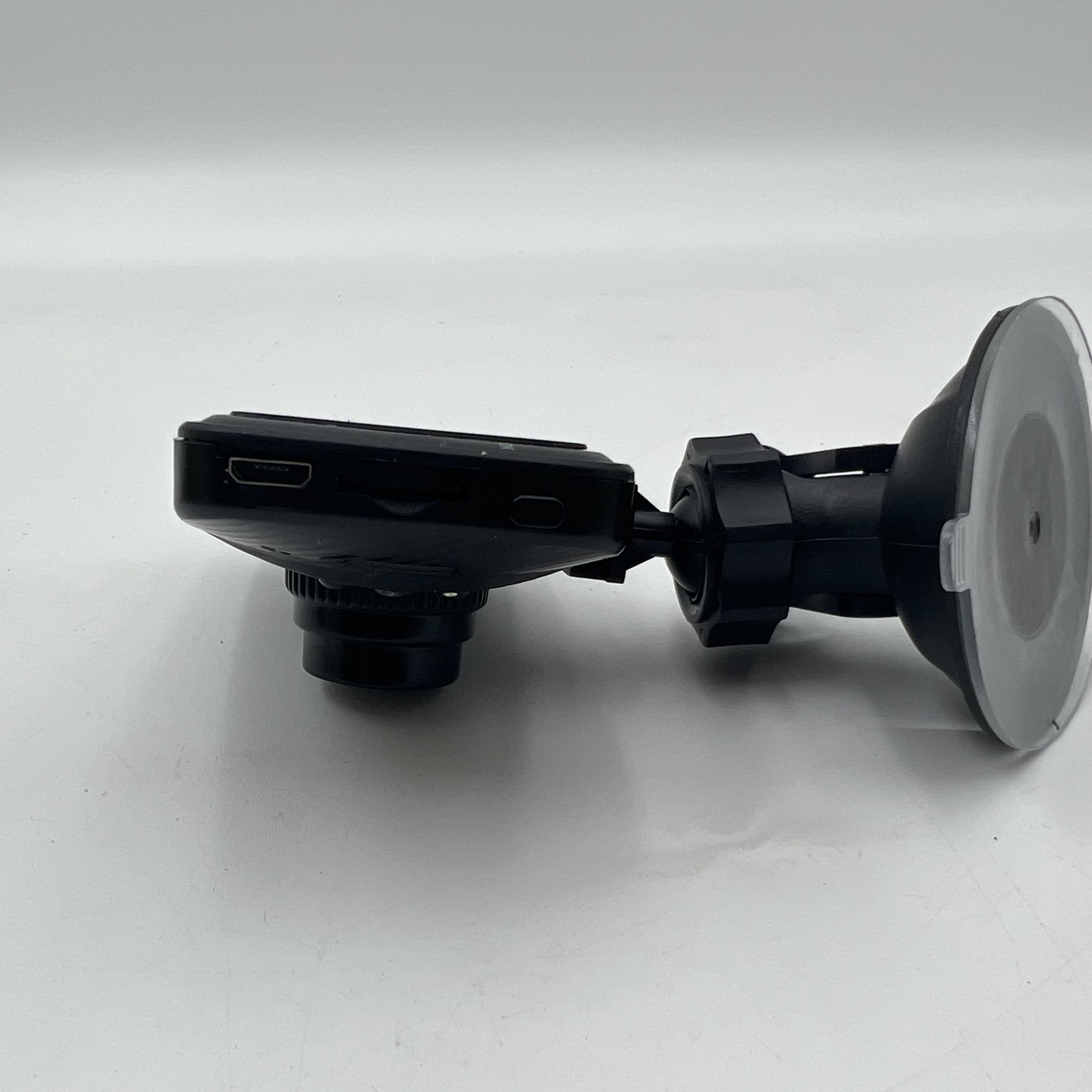 onn. Dash Cam with 8 GB microSD Card - Photo 4