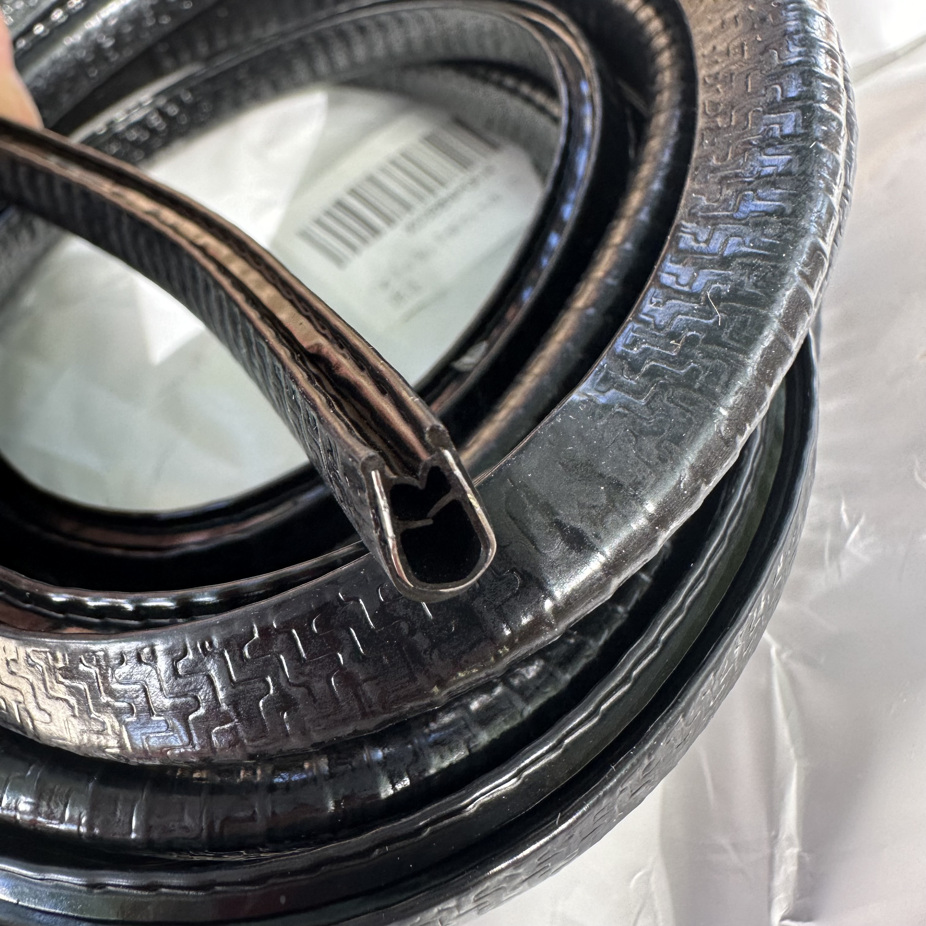 Box of 50 Items - Photo 3