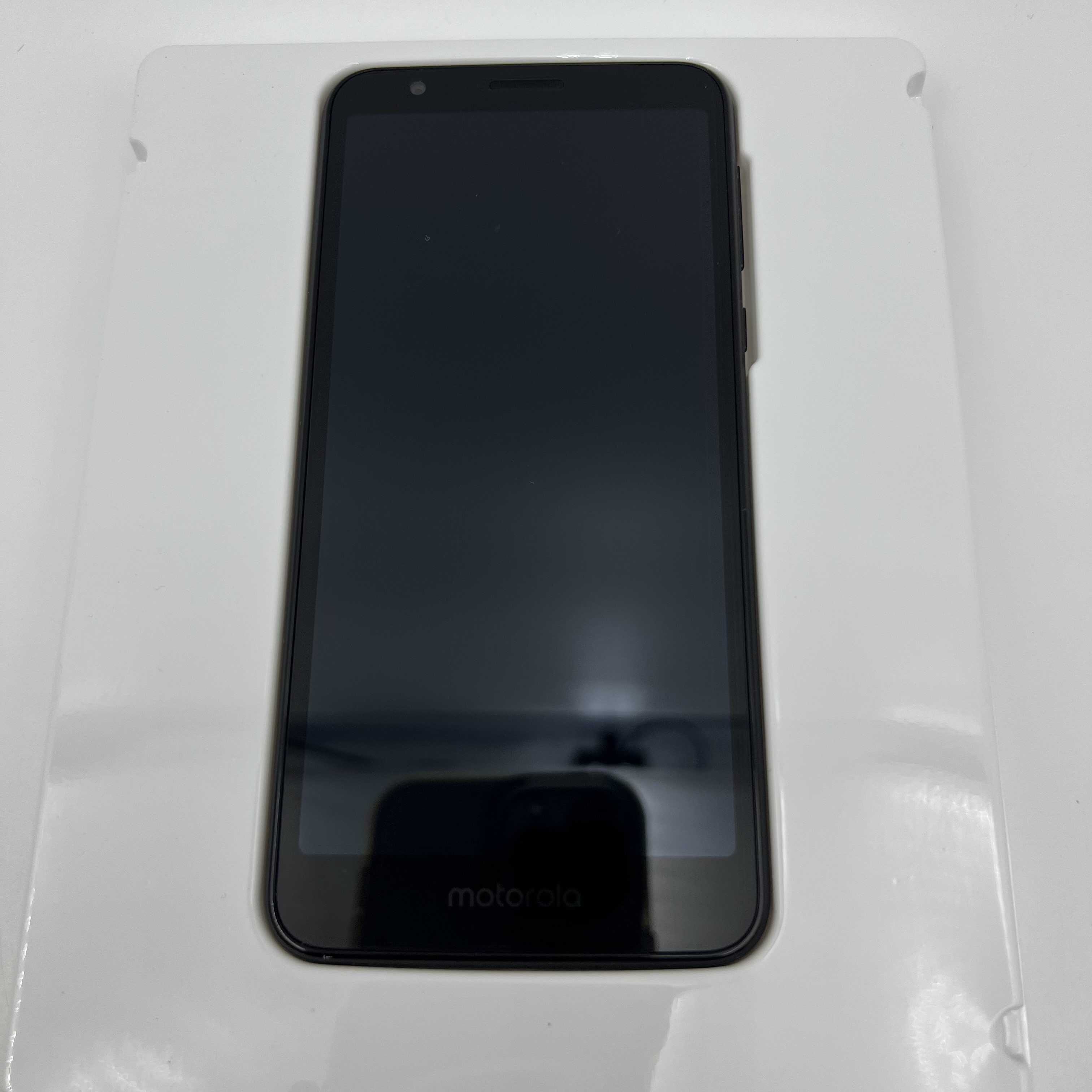 Motorola Moto E6 - XT2005DL - 16GB - Black - Photo 4