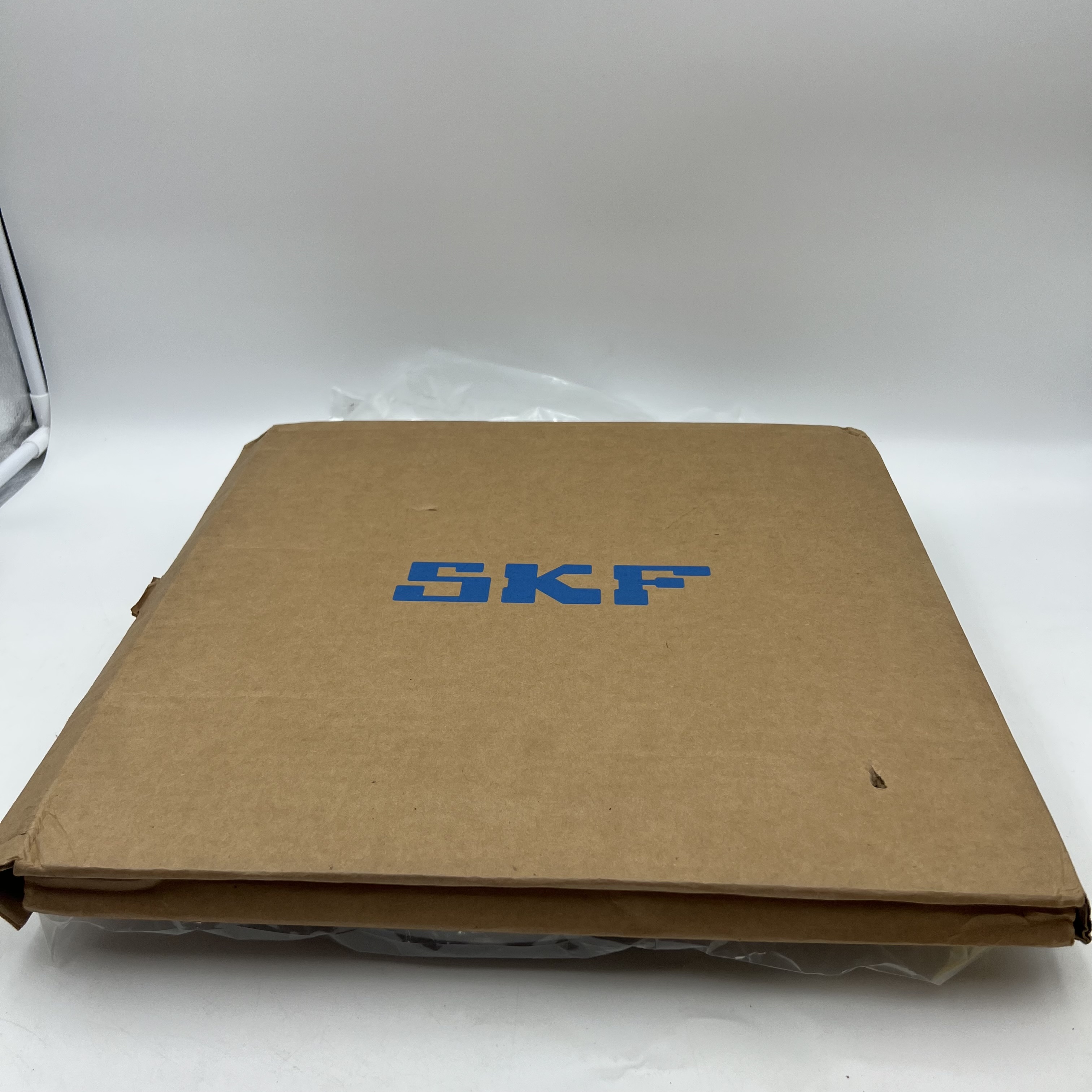 SKF CR Seals 1250119 HDS2L32D Duralip Oil Seal w/4 Lugs - Photo 2