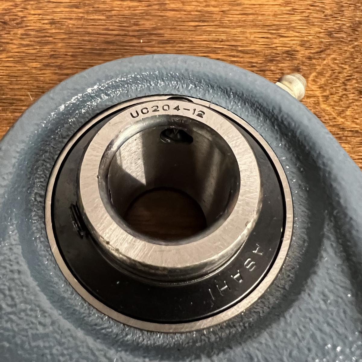 ASAHI UCP204-12 Pillow Block Bearing | 3/4" Bore | Set Screw Lock | Heavy Duty - Photo 4