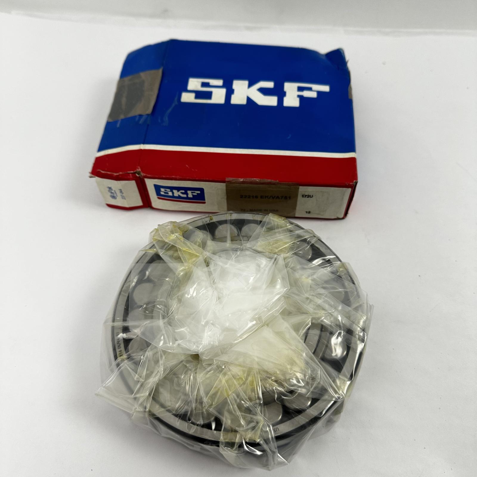 SKF 22216 EK/VA751 Spherical Roller Bearings 80mm ID, 140mm OD - Photo 7