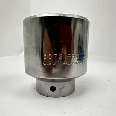 Proto 5572 Impact Socket 2-1/4 With 12 Point Drive at Tools & Workshop Equipment in new condition