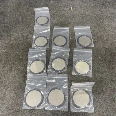 Lot of 10 FKM Black 3 Perforated Plate Gasket at Fasteners & Hardware in new condition