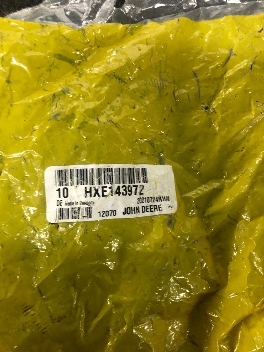 10-Pack John Deere HXE143972 Hex Head Flanged Screw - Photo 2