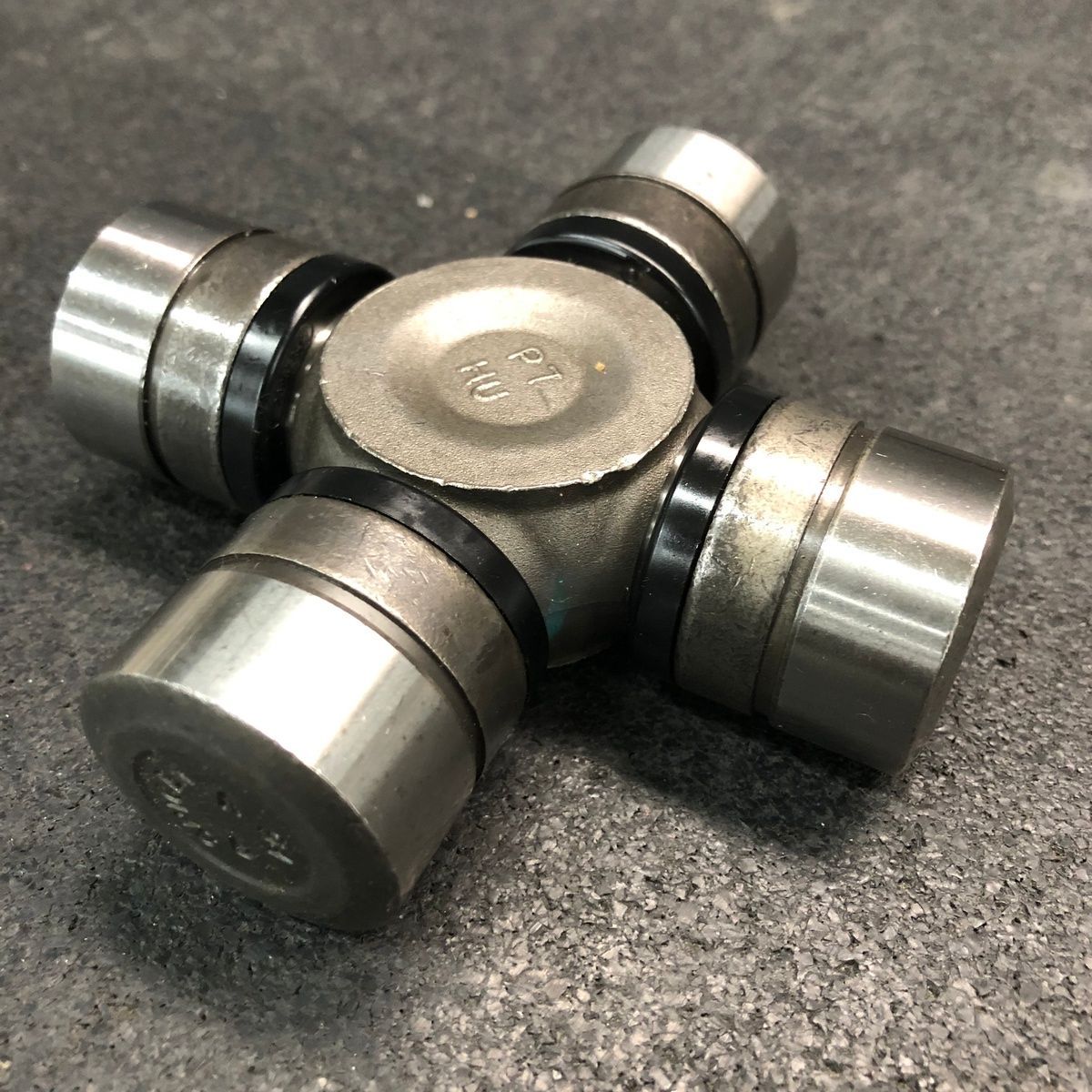 Skyjack Rear Drive Shaft Universal Joint for Scissor Lift & Equipment - Photo 2