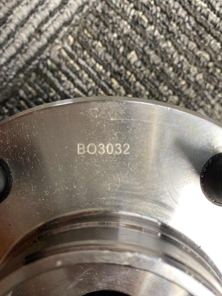 Wheel Hub Assembly BO3032, Front or Rear, 5 Lug, ABS Sensor Compatible - Photo 3