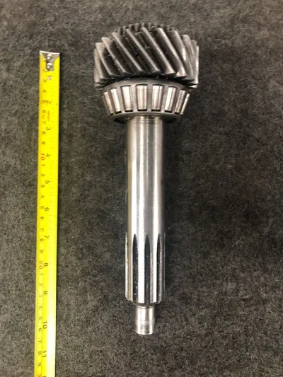 Input Shaft 25356D, Heavy-Duty Transmission Drive Gear Component at Heavy Equipment, Parts & Attachments in excellent condition