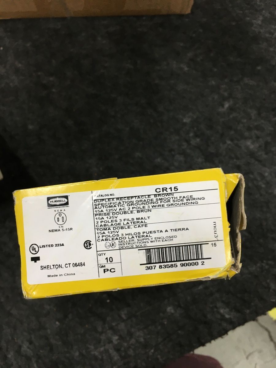 Hubbell CR15 Duplex Receptacle 15A 125V 2-Pole 3-Wire Grounding, Box of 10 - Photo 3