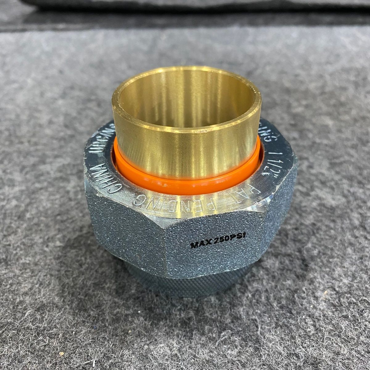 Gemline 1-1/2" FIP x SWT Dielectric Union - Photo 4