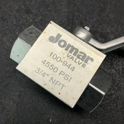 Jomar Valve 100-944 – 3/4" NPT, 4550 PSI High Pressure Rated at Fasteners & Hardware in excellent condition