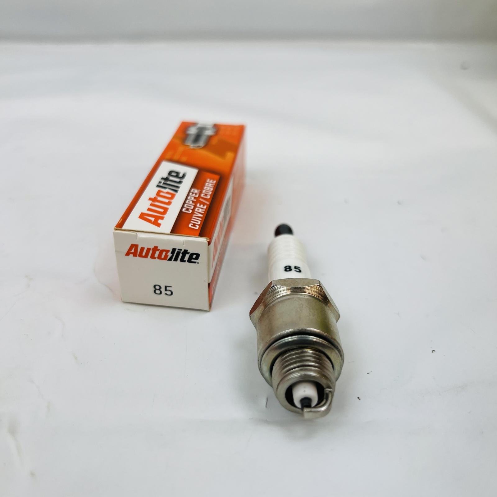 Autolite Copper 85 Automotive Replacement Spark Plugs (4-Pack) - Photo 3