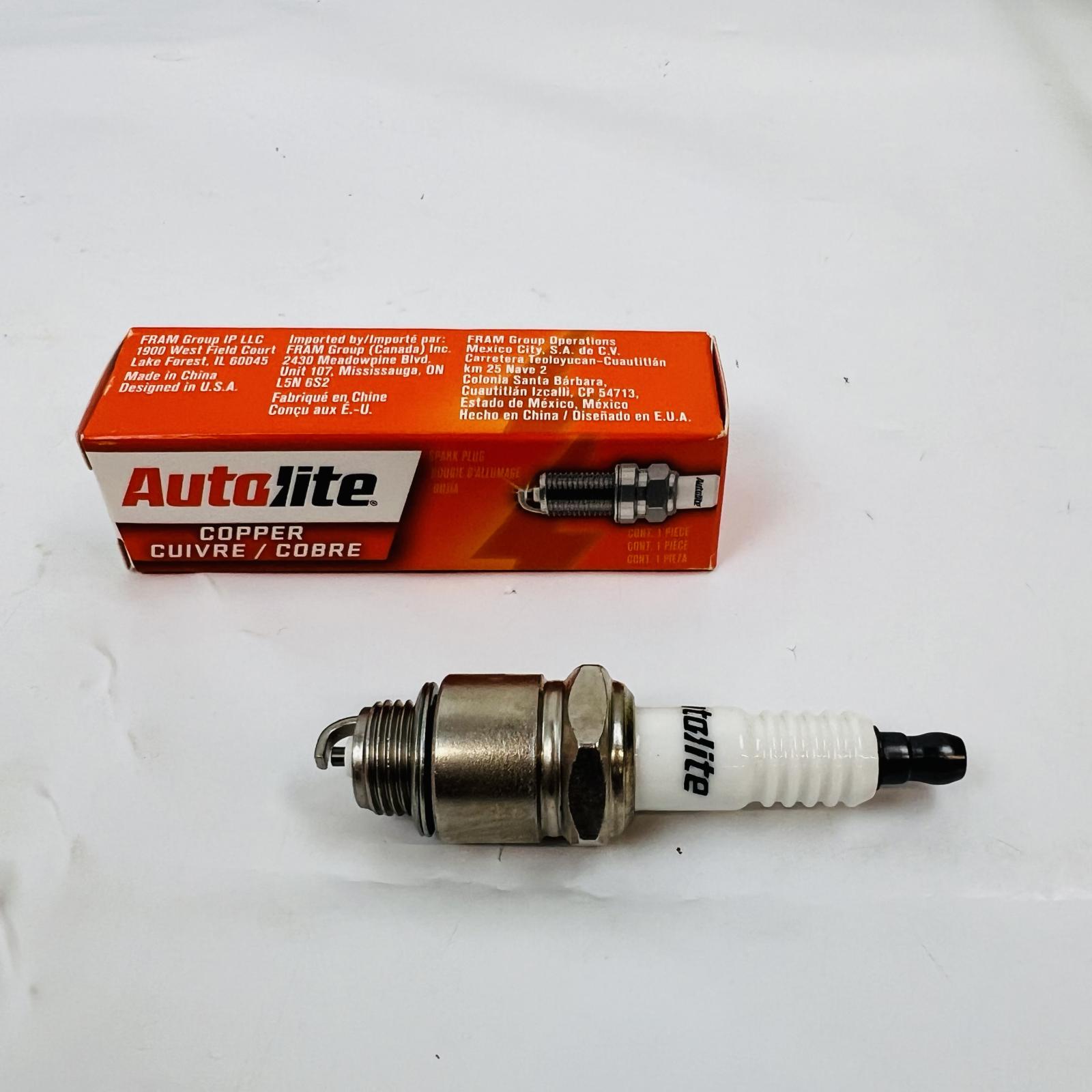 Autolite Copper 85 Automotive Replacement Spark Plugs (4-Pack) - Photo 2