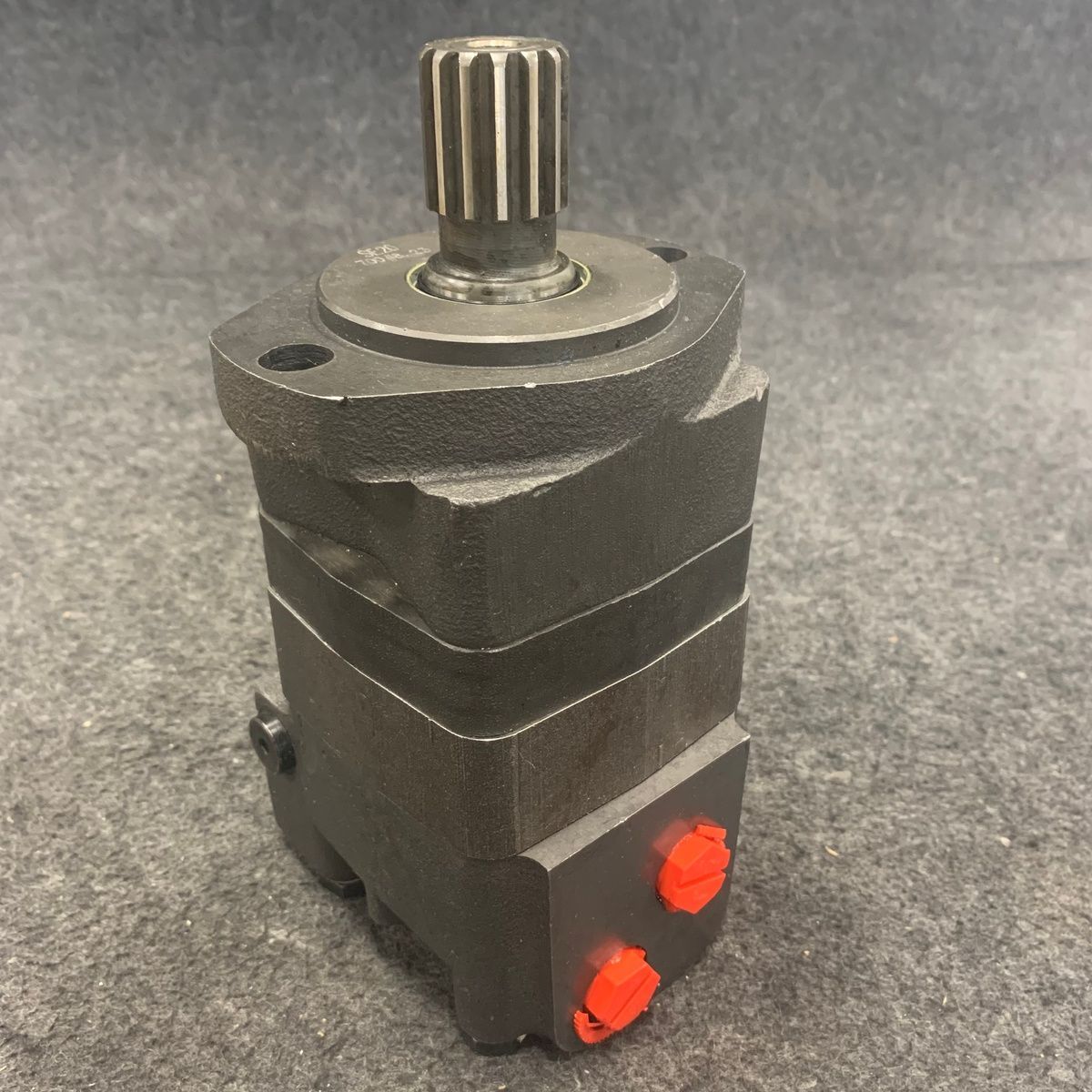 Standard Mount Hydraulic Motor WF 104-1033 - Photo 13