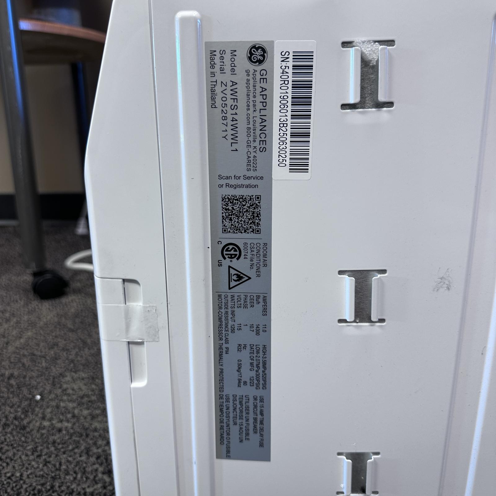 GE 700-sq ft Window Air Conditioner with Remote (115-Volt, 14000-BTU) Wi-Fi enabled - Photo 4