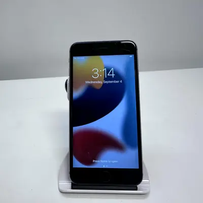 iPhone 6s Plus 64GB Space Gray at Cell Phones & Smartphones in fair condition