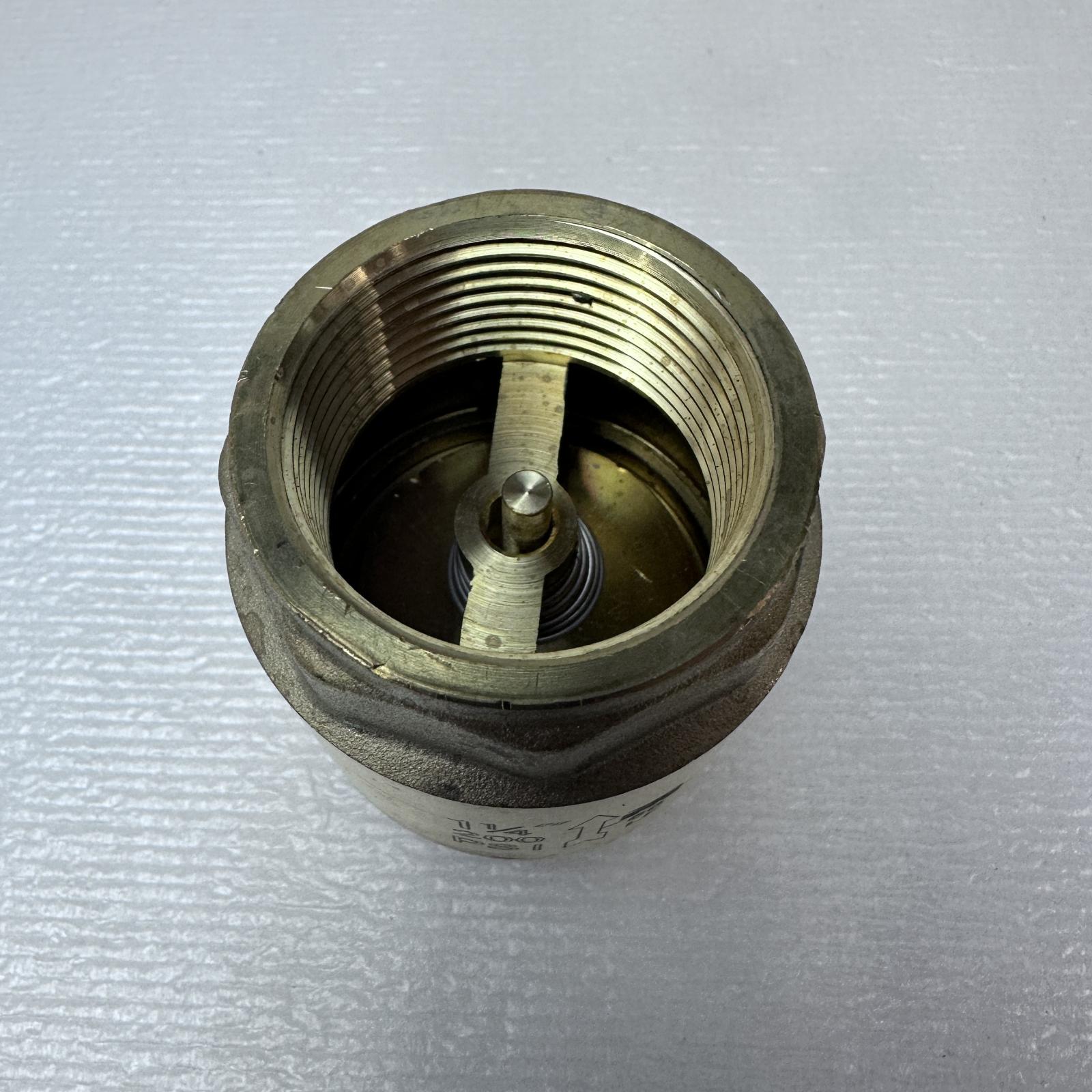 ProLine 101-306NL Brass In-Line Check Valve – 1-1/4" FIP, 200 PSI, Lead-Free - Photo 2