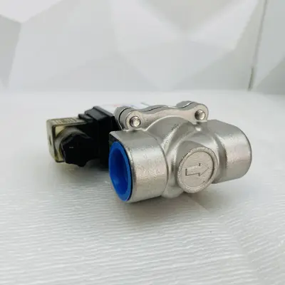WIC Valve 2SCW-3/4-24VDC-D-V Solenoid Valve 3/4", 24V DC, 100 PSI, IP65 at Electrical Equipment & Supplies in new condition