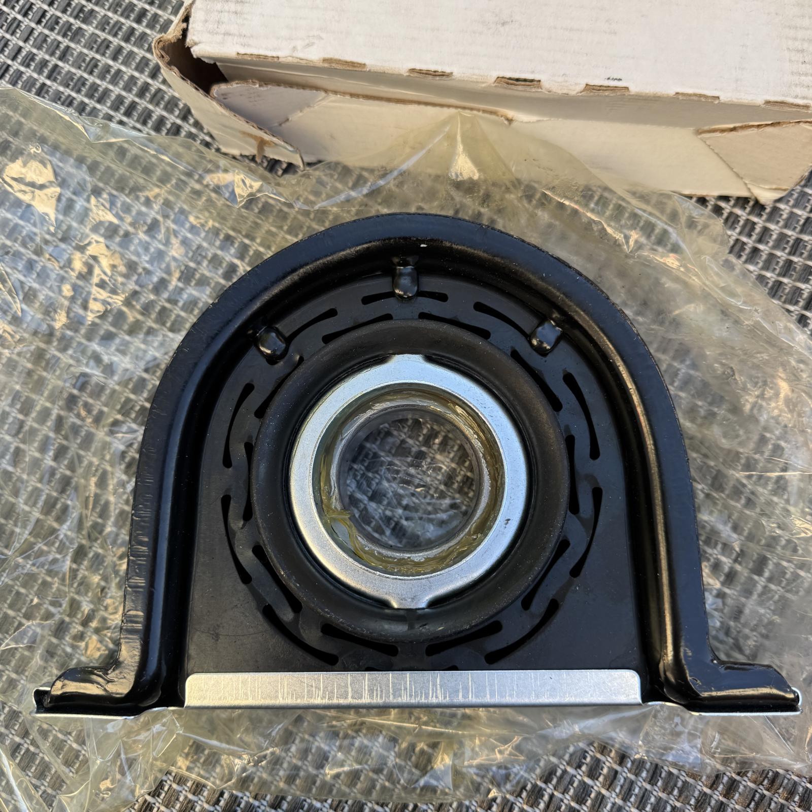 Duralast Driveshaft Center Support HB88509 - Photo 2