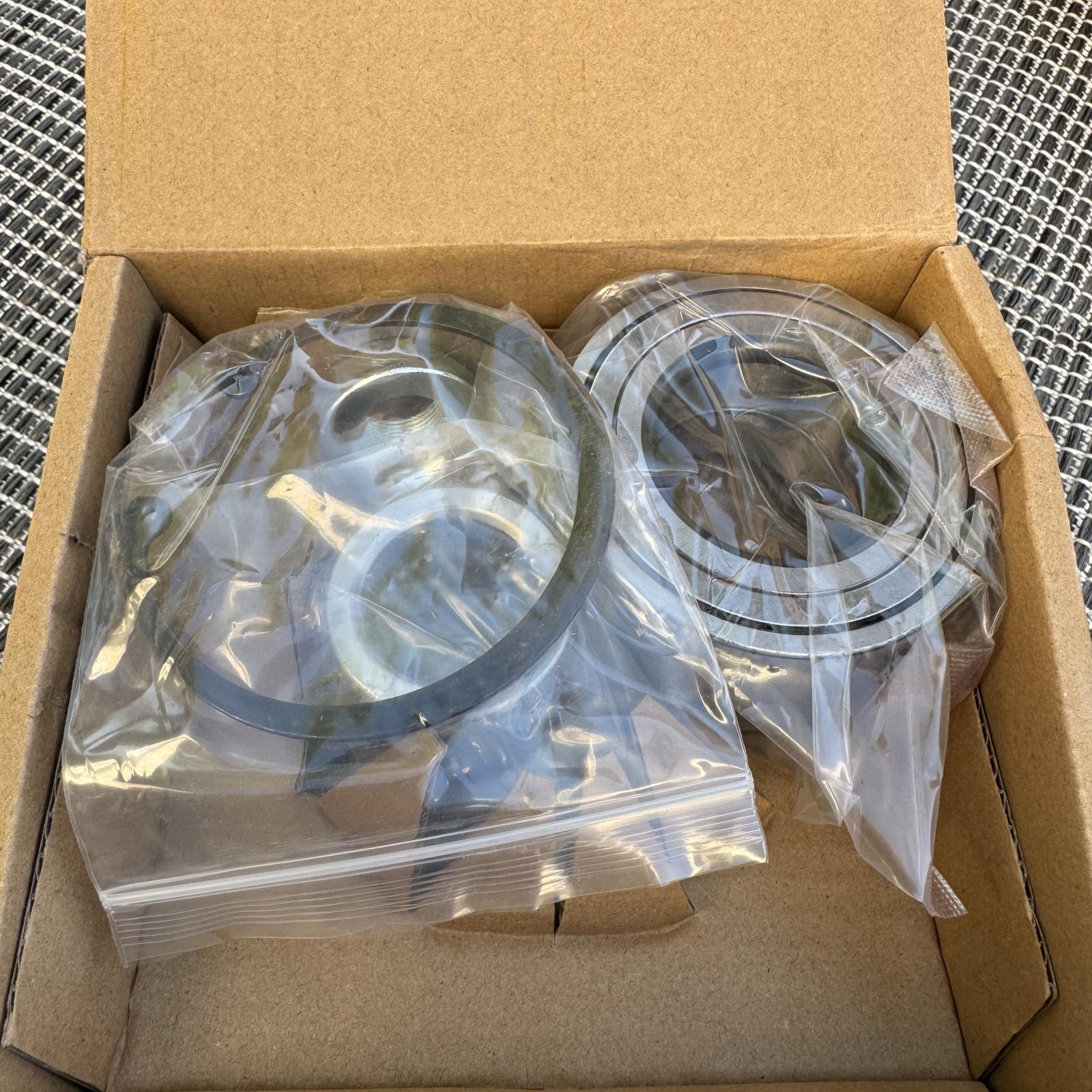 Duralast Wheel Bearing and Hub Assembly Repair Kit - Photo 1