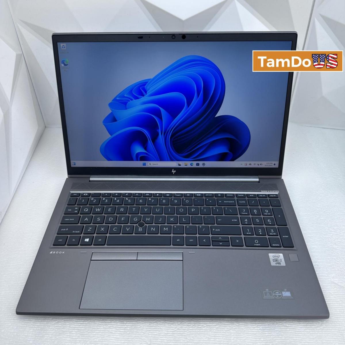 HP ZBook Firefly 15 G7 Workstation, 15.6" FHD, i7-10610U, 32GB, 1TB, Quadro P520 - Photo 1