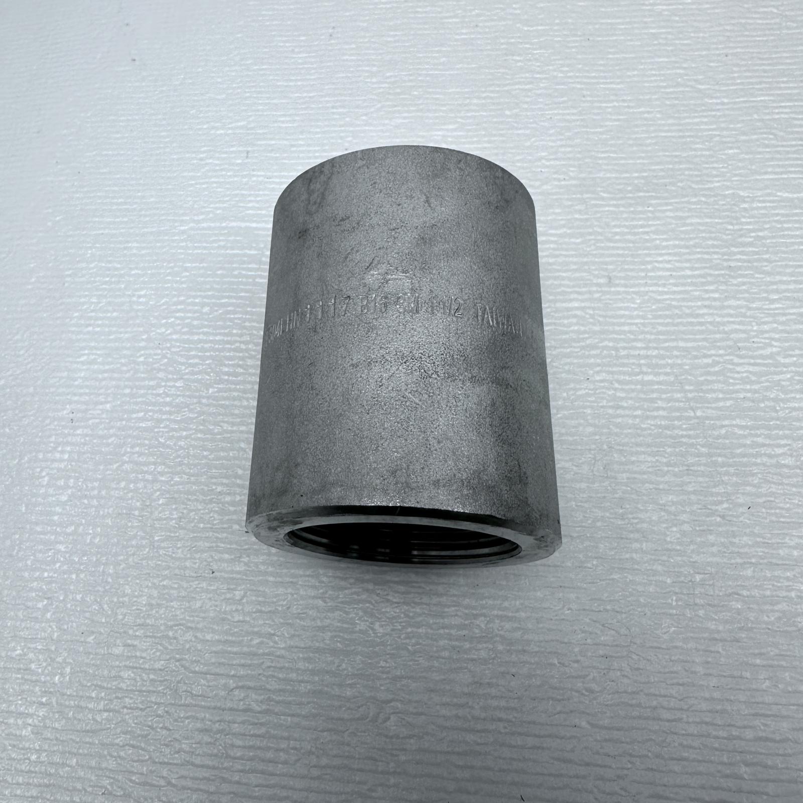 Straight Stainless Steel Union Fitting - Photo 5