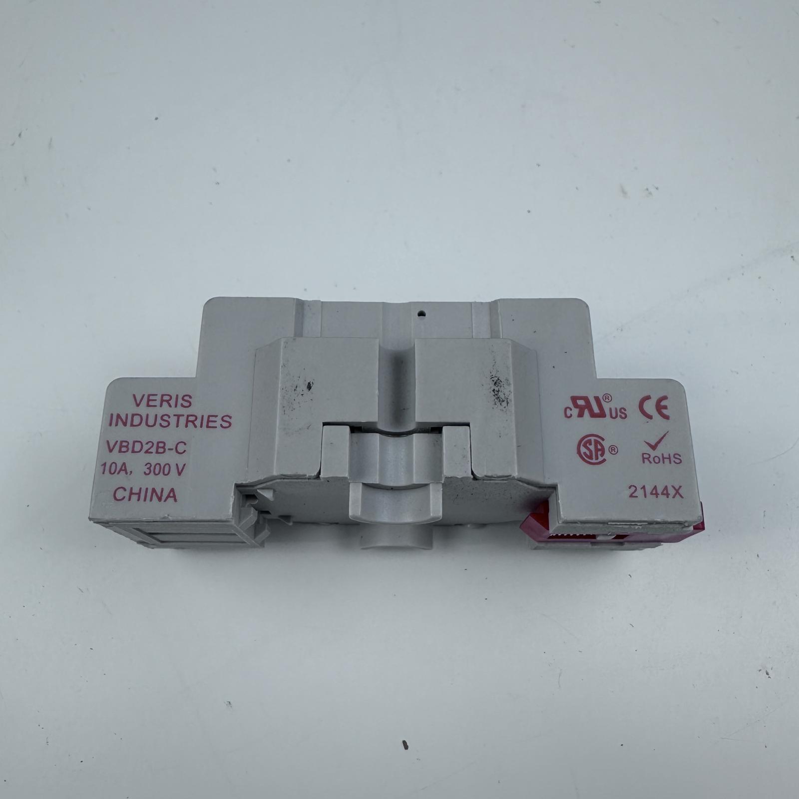 Lot of 2 Veris Industries VBD2B-C Relay Socket 300V 10A RoHS - Photo 3