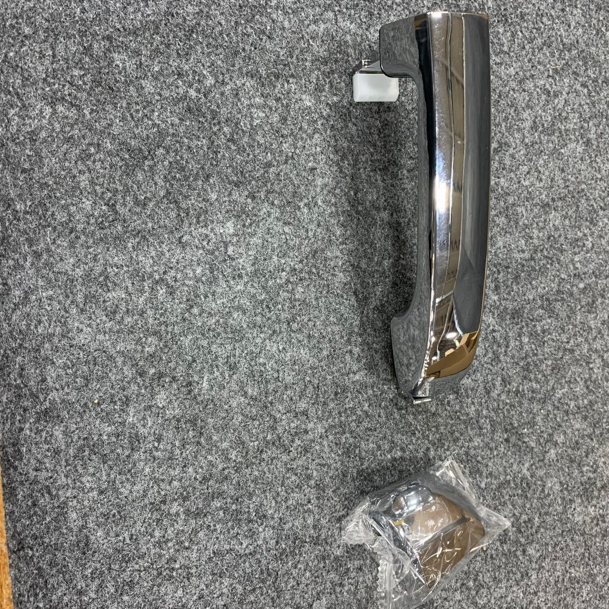 GLEDEWEN Front Left Driver Exterior Door Handle 82662-3J010, 82651-3J000 - Photo 8