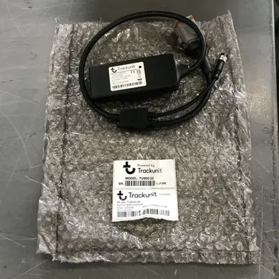 Trackunit GPS Tracker TU600-25 Tracking Device at Vehicle Electronics & GPS in new condition