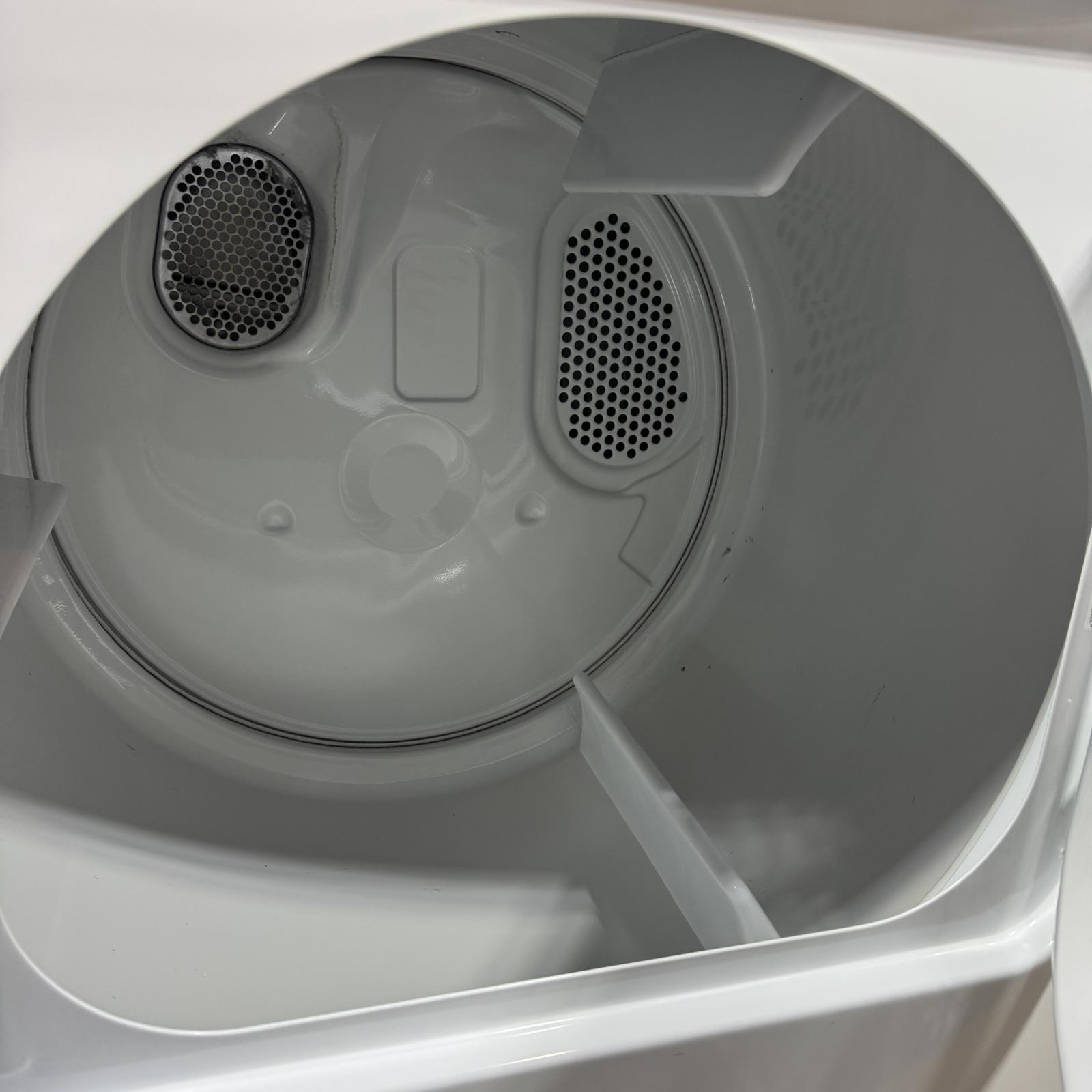 Amana 6.5-cu ft Vented Electric Dryer - Photo 3