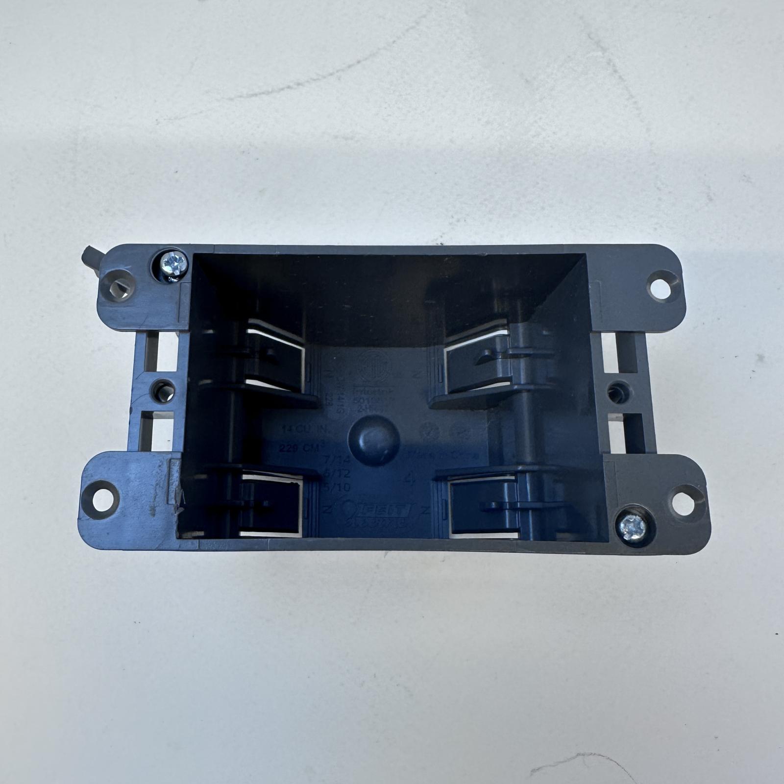 Lot of 5 Feit Electric 1-Gang Junction Box PVC Gray 14 cu. in. - Photo 2