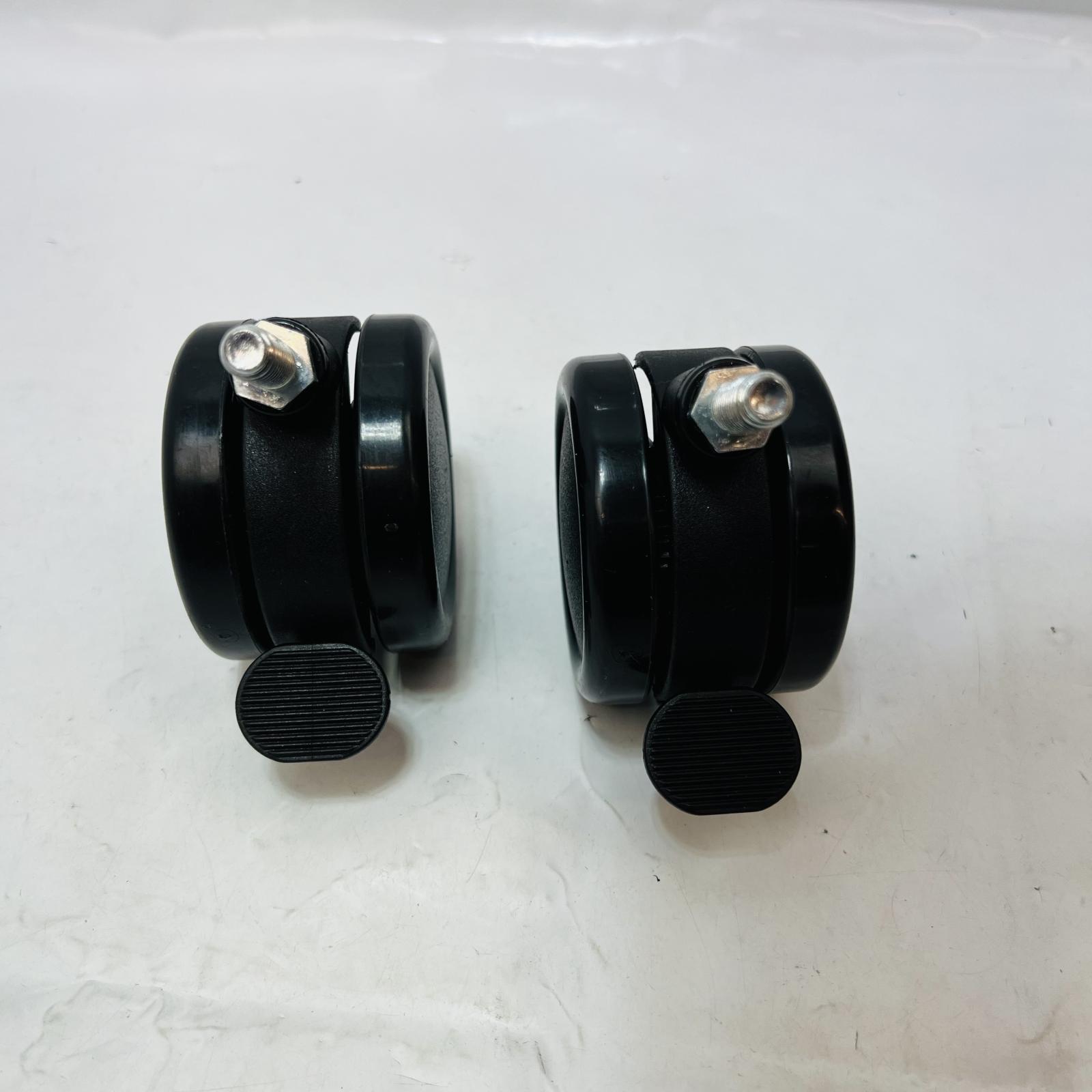 Lot of 2 Swivel Wheels - Photo 2