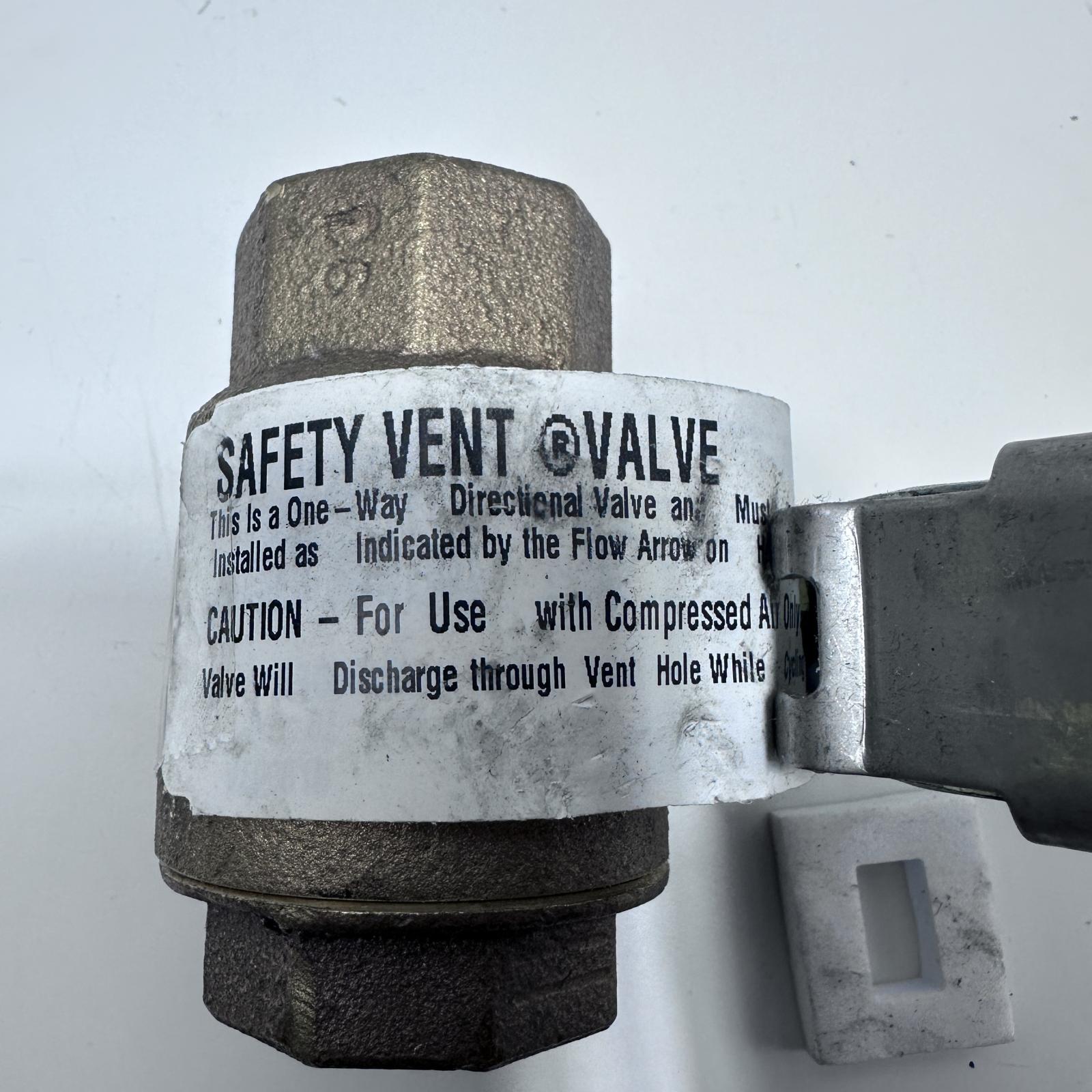 Nibco T-585-70-SV 1" Threaded Ball Valve - Photo 4