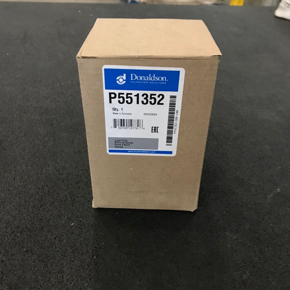 Donaldson P551352 Engine Oil Filter Spin On Full Flow - Photo 3