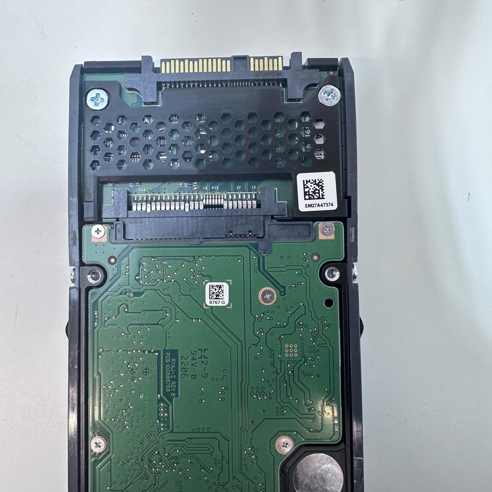 Lenovo 01PG586 ThinkSystem 1.8TB SAS HDD with Tray - Photo 4