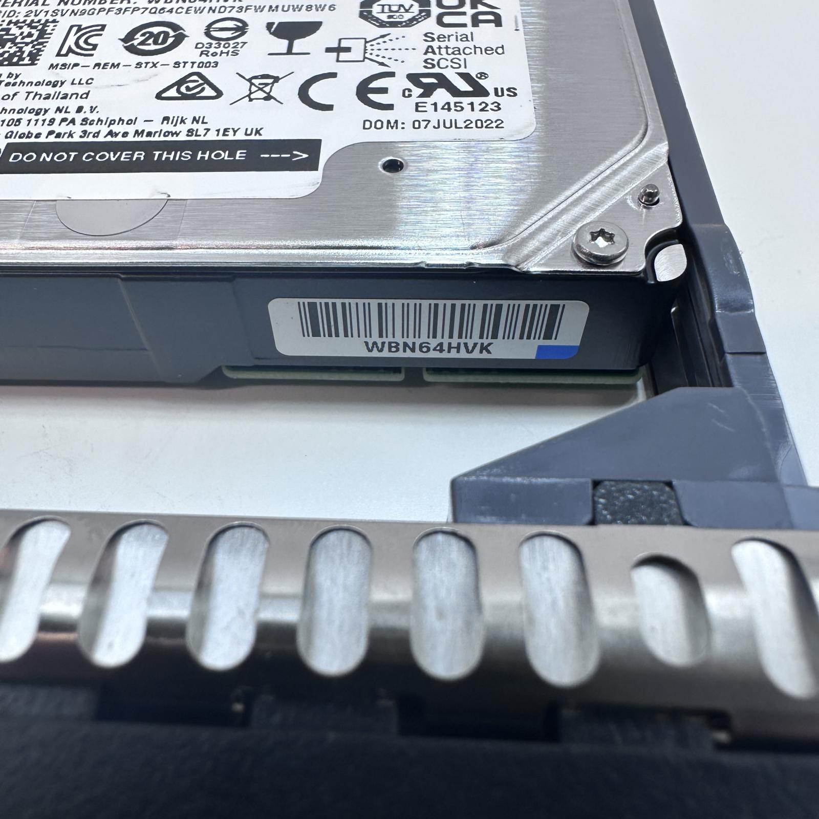 Lenovo 01PG586 ThinkSystem 1.8TB SAS HDD with Tray - Photo 3