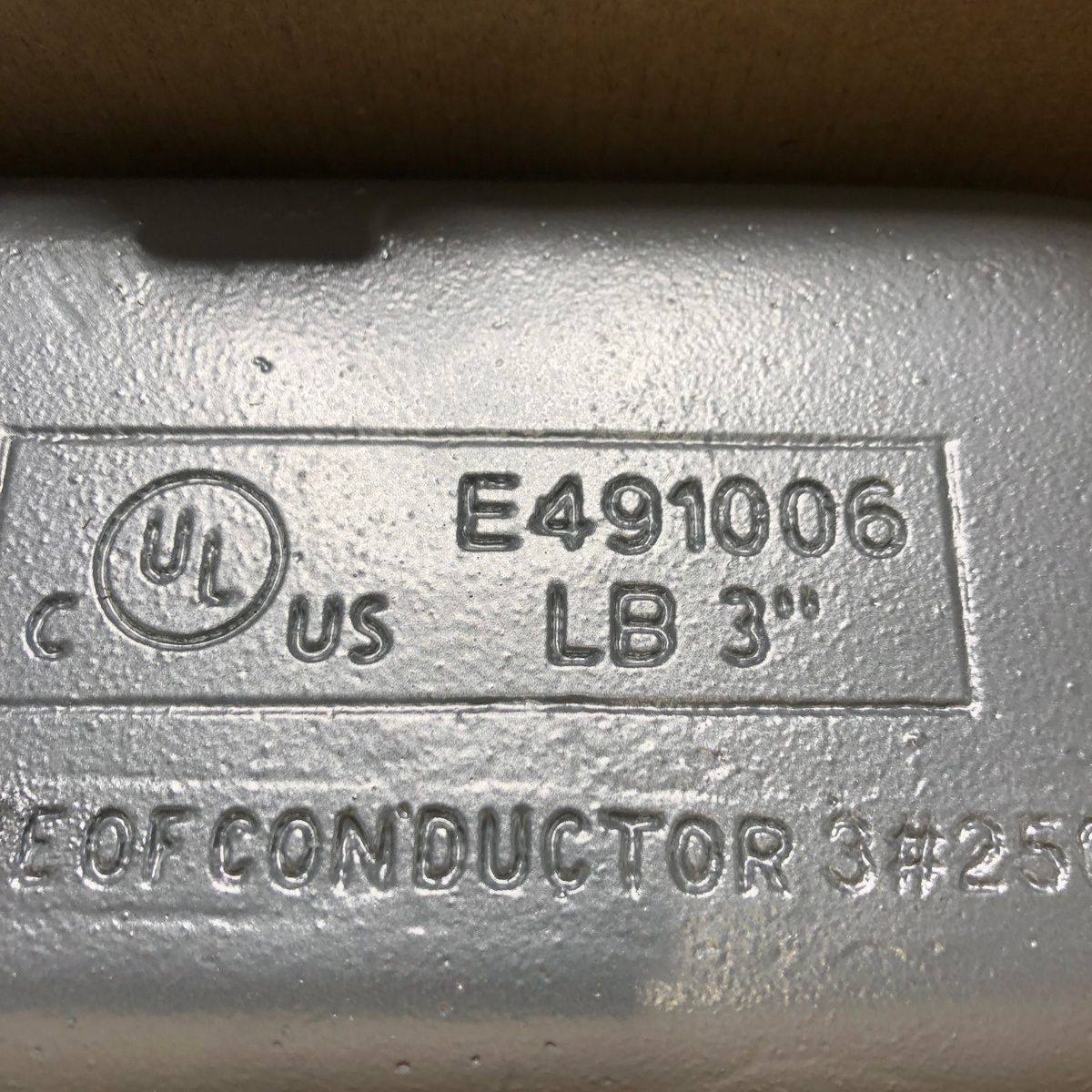 Dottie LL300CG 3" Threaded Conduit Body with Cover & Gasket - Photo 4