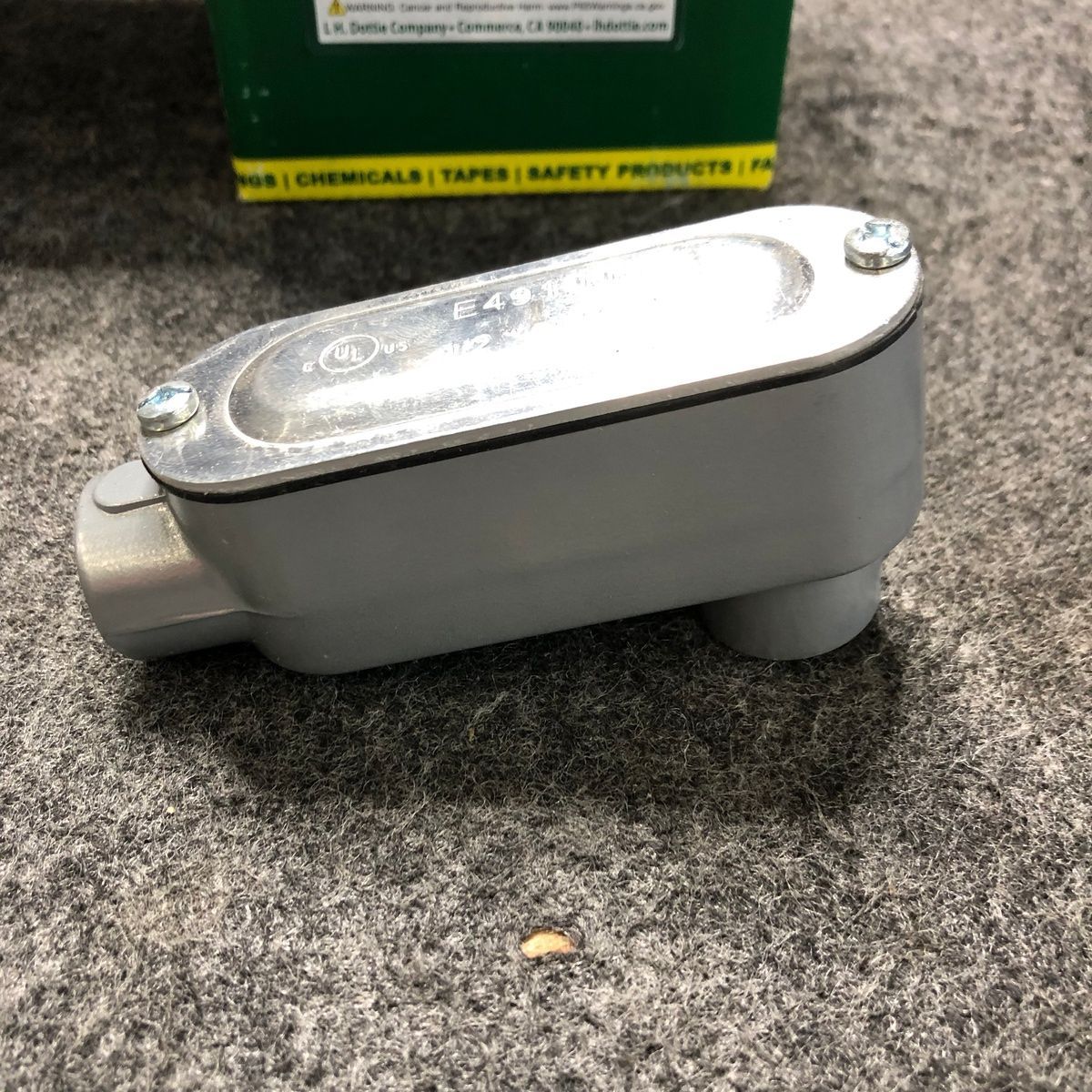 Dottie LB50CG 1/2 In LB Threaded Conduit Body with Cover & Gasket - Photo 2