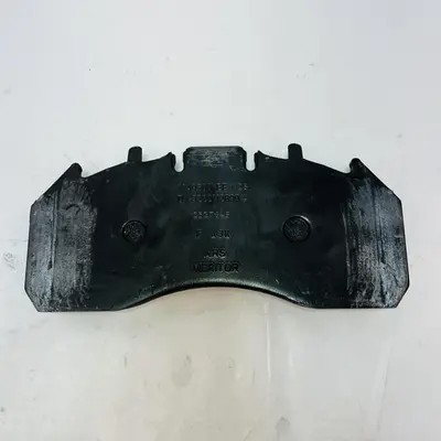 Meritor K1T2252H2DD Disc Brake Pad Kit at Car & Truck Parts & Accessories in new_open_box condition