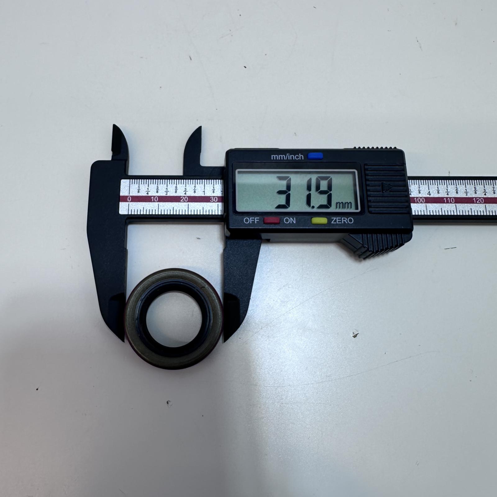 Duralast Transfer Case Seal 470954 - Photo 2