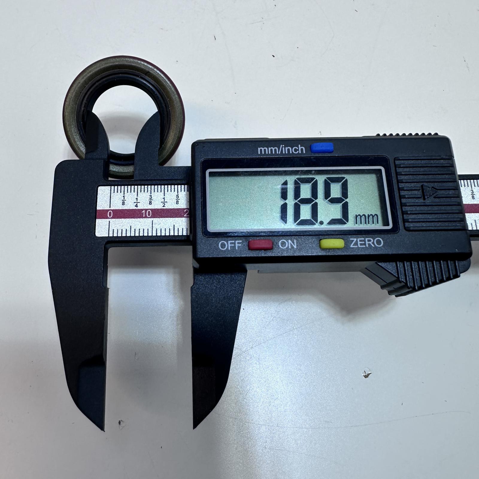 Duralast Transfer Case Seal 470954 - Photo 4