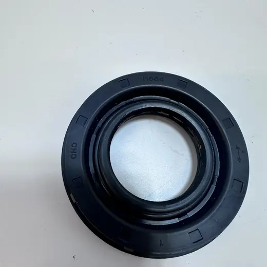 Duralast 711116 Transfer Case Seal – Perfect Fit for Trucks & SUVs! at TamDoUS Taylorsville