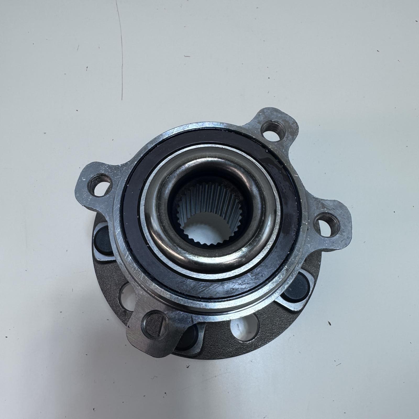 Duralast DL900013 Wheel Bearing & Hub - Photo 4