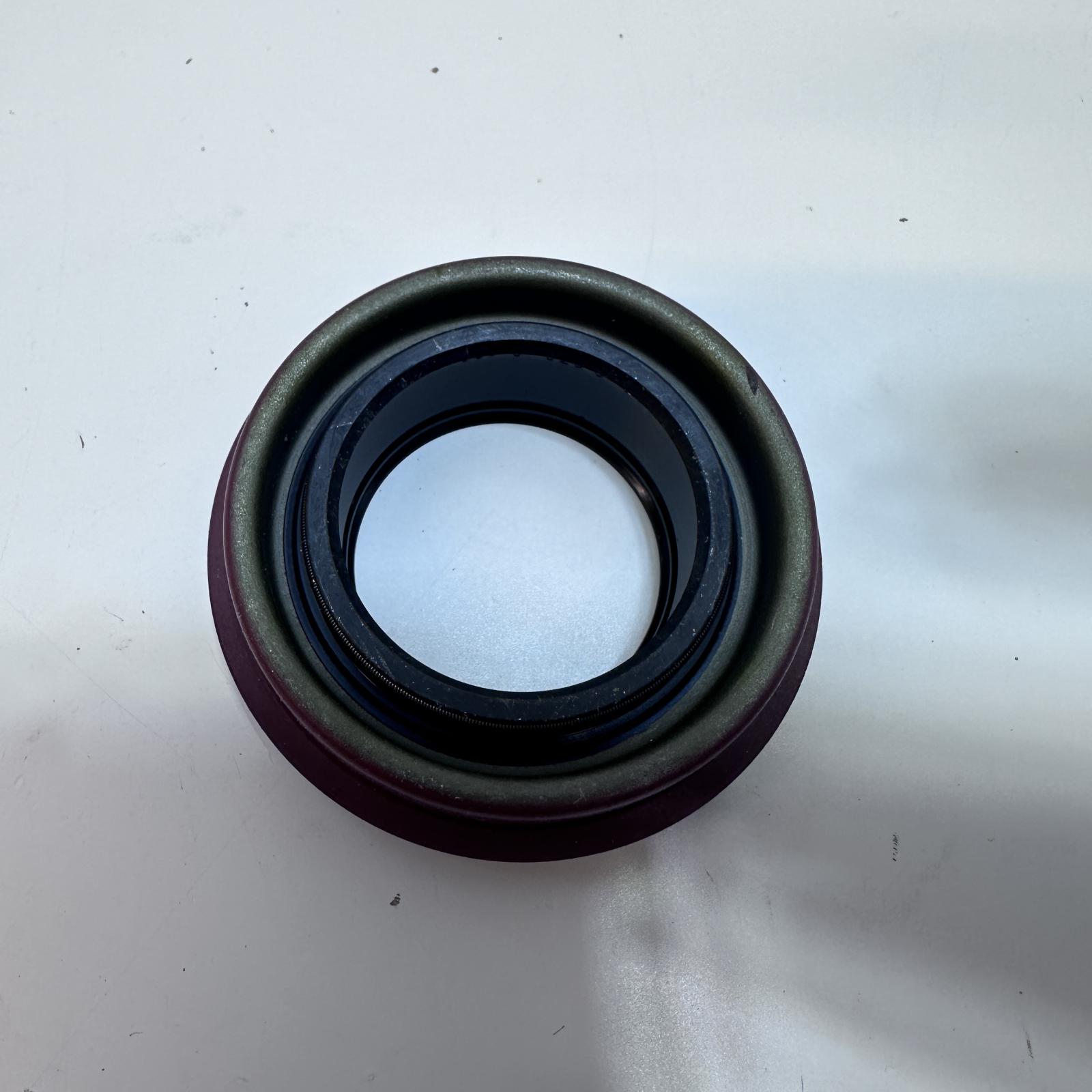 Duralast Transmission Seal 5202 - Photo 7