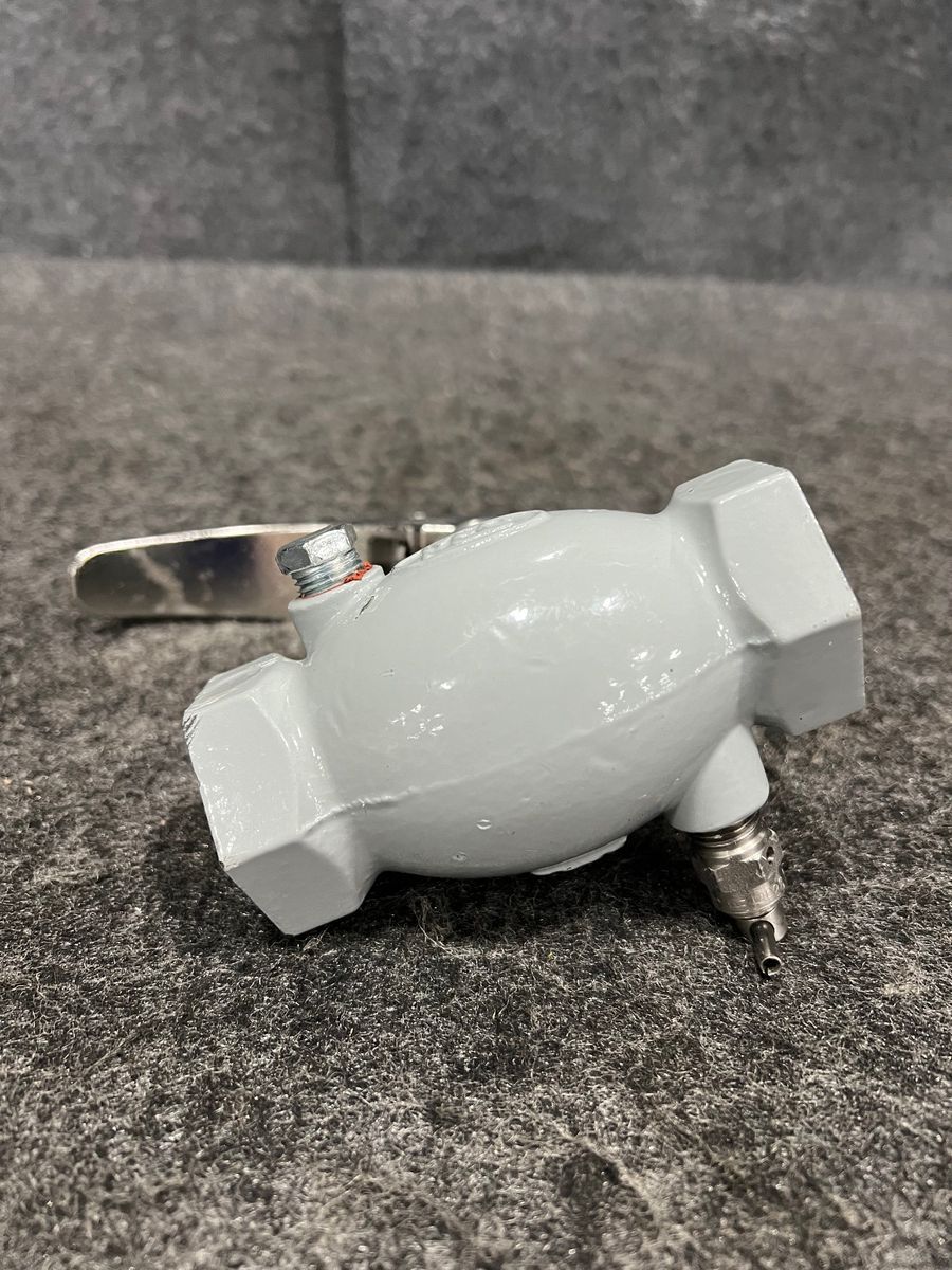 MEC Me820 Quick Acting Globe Valve W/ Stainless Steel Vent Valve - Photo 2