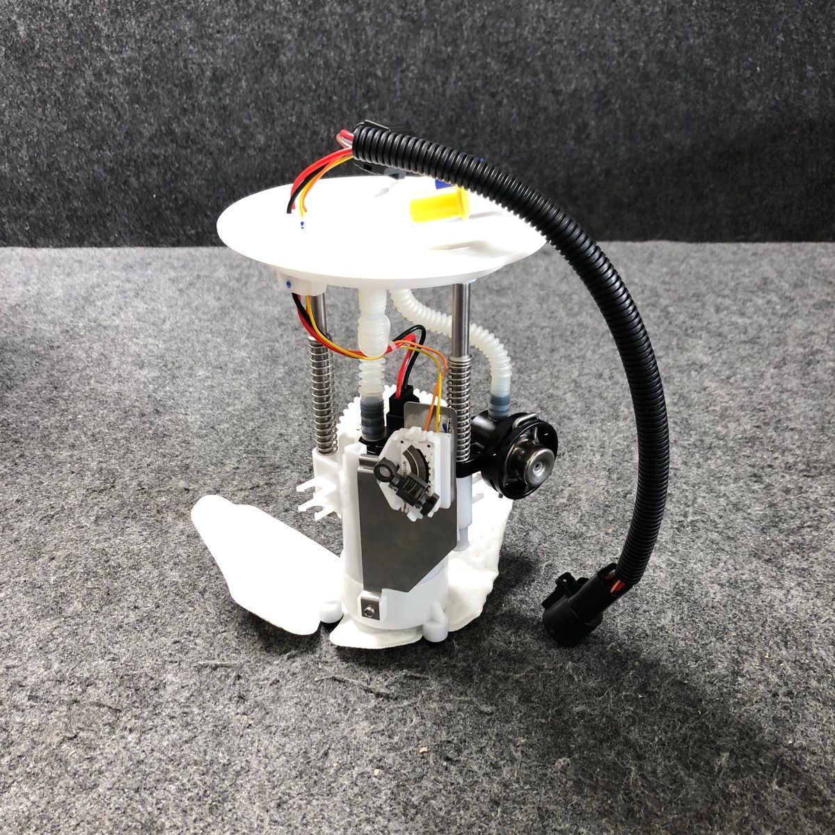 Fuel Pump E2334M for Explorer/Mercury Mountaineer V6/V8 2002-2003 - Photo 4